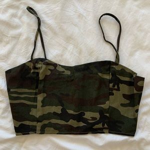WILD HONEY Green Camo Crop Top size S